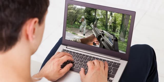 Laptop do 800 zł: Czy znajdziesz coś do gier? Szukamy okazji