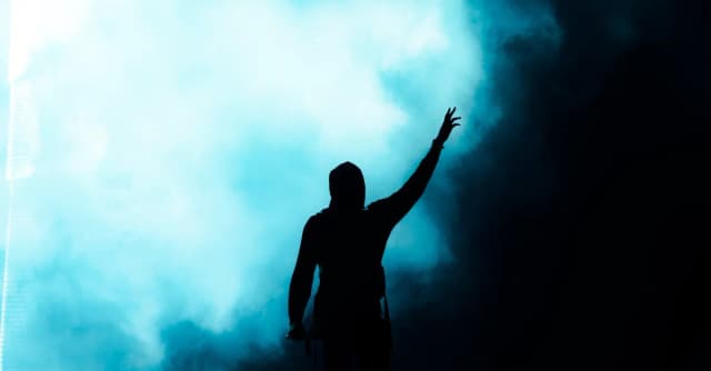 Kto jest nową postacią w LoL? Tajemniczy bohater w Summoner's Rift